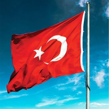 dev-turk-gonder-bayrak-4